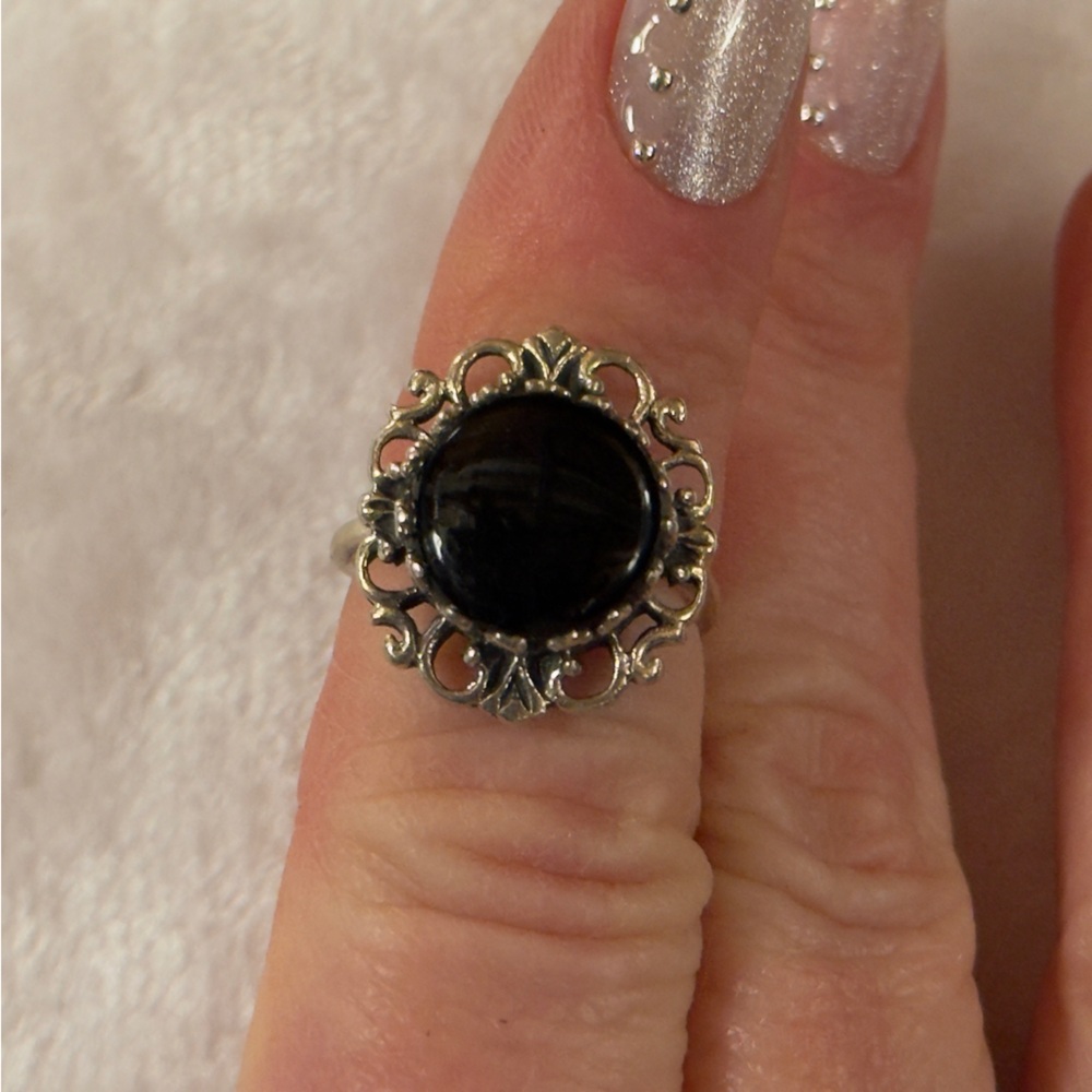 Sterling Silver Onyx Filigree Ring Size 6 Vintages 90's Y2K
